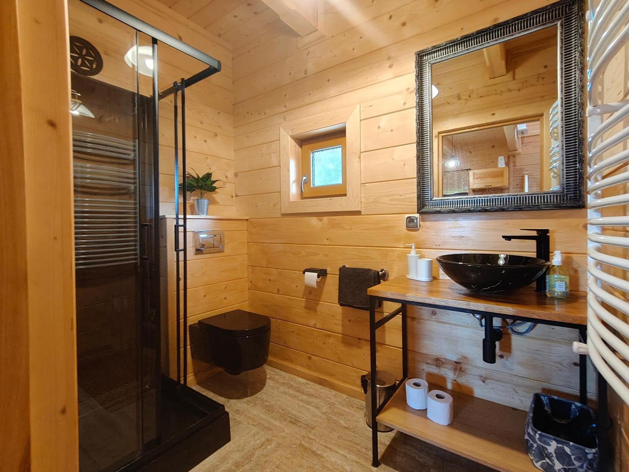 Domek W Zebie Z Jacuzii I Sauna W Cenie Зомб Экстерьер фото