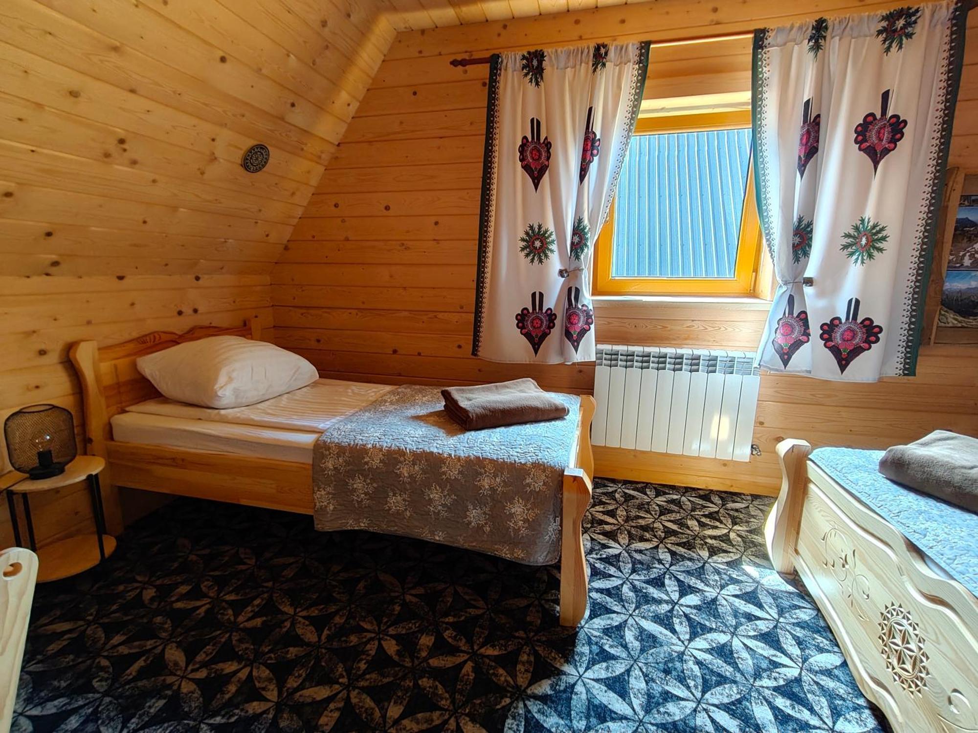 Domek W Zebie Z Jacuzii I Sauna W Cenie Зомб Экстерьер фото