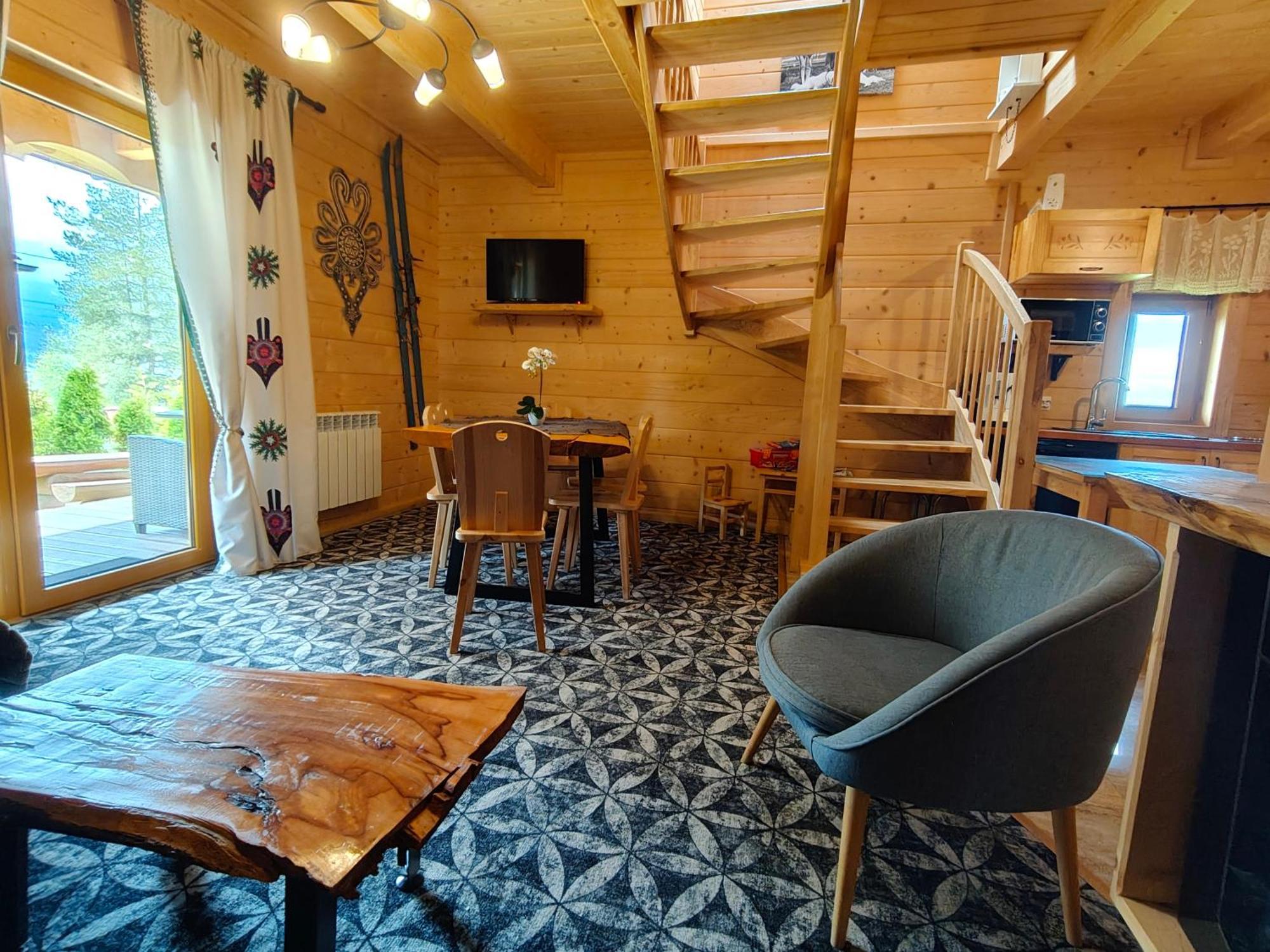 Domek W Zebie Z Jacuzii I Sauna W Cenie Зомб Экстерьер фото
